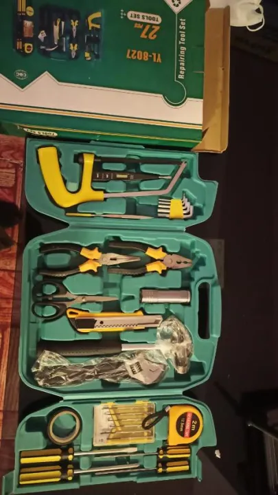 27%20In%201%20Multipurpose%20Tool%20Set%20for%20Repair%20and%20Maintenance%20Complete%20Set%20-%20Image%207