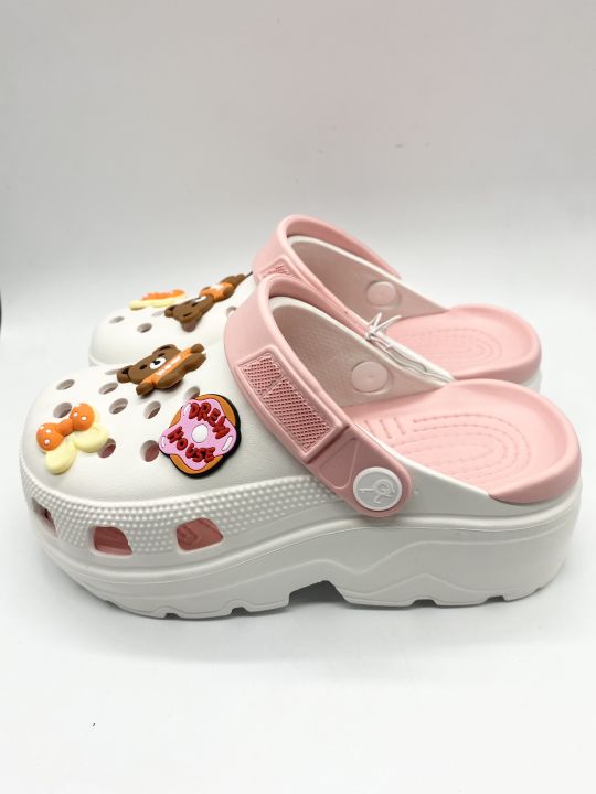 Premium%20Beautiful%20Premium%20crocs%20with%20stickers%20-%20Image%203