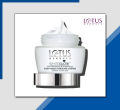 Lotus Herbals WhiteGlow Deep Moisturizing Crème SPF 20 - 50g. 