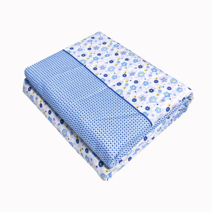 Chic%20Cotton%20Floral%20&%20Checkered%20Patterned%20Blanket%20Cover%20with%20Zipper%20Closure%20-%20Ultra%20Soft%20Medium%20Size%2072%20*%2090%20Inches%20-%20Image%206