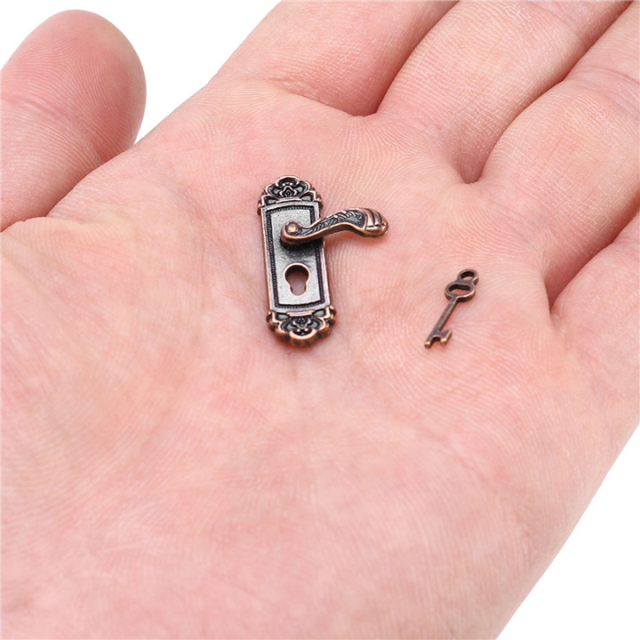 FORIDE%2024Pcs%20Doll%20House%20Door%20Lock%201:12%20Alloy%20Retro%20House%20Miniature%20Door%20Lock%20Doll%20Right%20Handle%20Door%20Lock%20Key%20Scene%20Accessories%20-%20Image%207