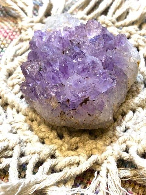 Amethyst%20Crystal%20Cluster%20Feeling%20Stone%20/%20Power%20Stone%20/Interior/Ornament%20-%20Image%204