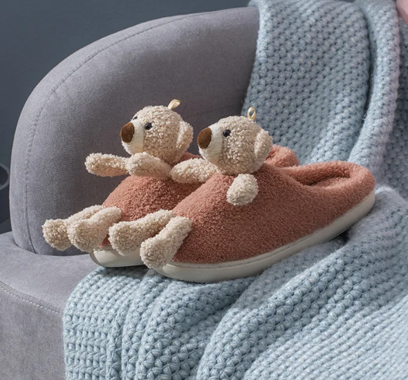 Teddy%20Bear%20Girls%20Slippers%20%E2%80%93%20Plush%20Memory%20Foam%20Winter%20House%20Shoes,%20Slip-On%20with%20Fluffy%20Fur%20-%20Image%203