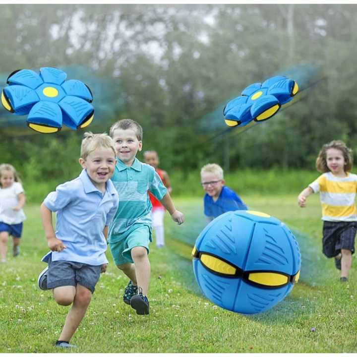 UFO Magic Flying Soccer Ball Deformation Magic Ball UFO Football Flat Throw Disc - Football For Kids |