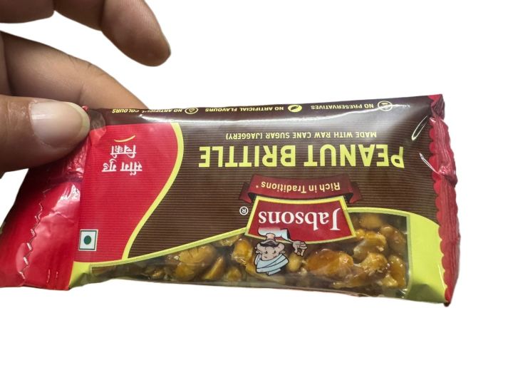 Jabsons%20Foods%20Peanut%20Brittle%20(Chikki)%20%E2%80%93%20Pack%20of%204%20(30g%20each)%20@%20Rs.115/-%20-%20Image%204
