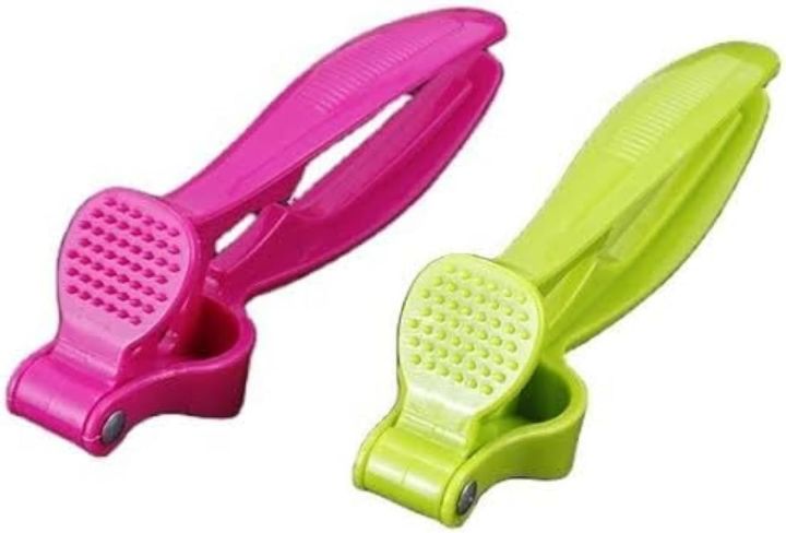 Plastic%20Garlic%20Press%20Stainless%20-%20Image%204