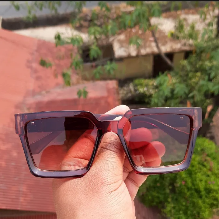 LB%20Square%20Black%20Polycarbonate%20Frame%20Sunglasses%20For%20Women%20-%20Black%20%7C%20Fashion%20Black%20Sunglasses%20For%20Women%20-%20Image%203