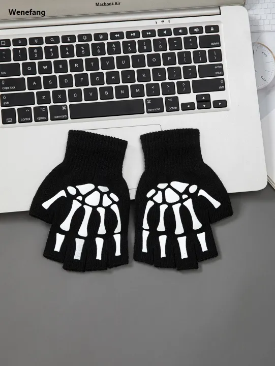 Wenefang%201pcs%20New%20Kids%20Halloween%20Skeleton%20Skull%20Half%20Finger%20Luminous%20Punk%20Gloves%20Winter%20Skull%20Fingerless%20Black%20Mitten%20-%20Image%203