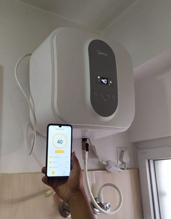 Midea%20Electric%20Water%20Heater%2015%20Ltrs.%20(D15-20EVG1)%20with%20WiFi%20control%20-%20Image%205