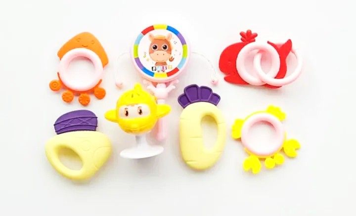 Joyful%20Jingles%207-Piece%20Baby%20Rattle%20Set%20%E2%80%93%20Colorful%20Sensory%20Toys%20for%20Infants%20-%20Image%203