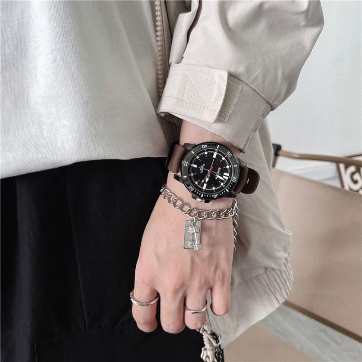 Watch%20for%20Men%20and%20Women%20Ethnic%20Style%20Simple%20Junior%20High%20School%20Student%20Cool%20Quartz%20Watch%20-%20Image%207