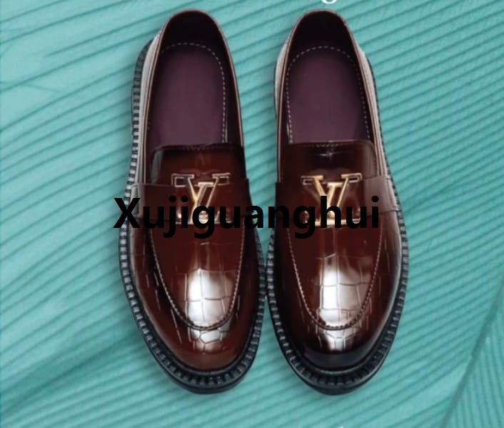 Xujiguanghui%20Pumpy%20shoes%20are%20designed%20in%20very%20beautiful%20brown%20color%20for%20men%20and%20boys%20which%20are%20very%20special%20and%20very%20strong%20and%20their%20sole%20is%20also%20very%20thick%20and%20they%20look%20very%20stylish%20to%20wear.%20-%20Image%203