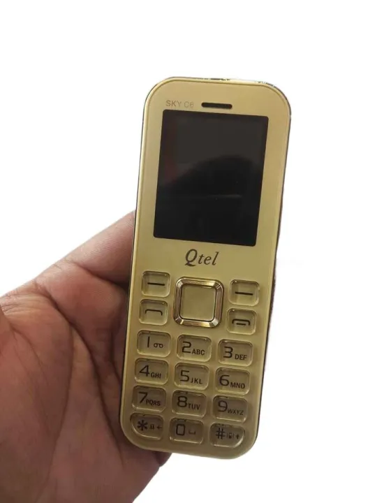 Qtel%20SKY%20C6%20Dual%20Sim%20Feature%20Phone:%201.77"%20Display,%20HD%20Camera,%20Wireless%20FM,%20Torch%20Sidekey,%20Type-C%20Charger,%20iPhone%2015%20Inspired%20Design,%201000mAh%20Battery,%20Vibration,%20-%20Image%204