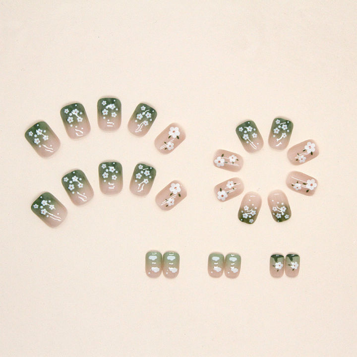 24Pcs%20Spring%20Lovely%20Short%20Green%20Flower%20Fake%20Nails%20with%20Glue%20DIY%20Art%20Design%20False%20Nails%20Wearable%20Nails%20Stylish%20Pattern%20Artificial%20Nails%20-%20Image%203