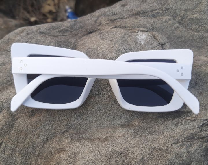 White%20Frame%20Square%20Sunglasses%20For%20Unisex%20-%20Image%204