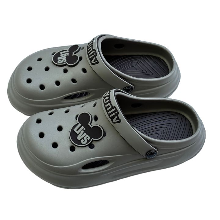 Men's%20Soft%20Comfort%20Crocs%20-%20Affordable,%20Quality%20Footwear%20for%20Casual,%20Walking,%20and%20Outdoor%20Activities%20-%20Image%202