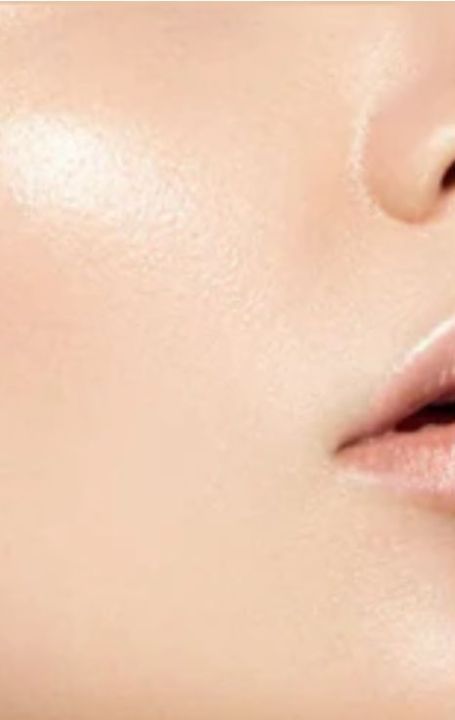 Gossip%20And%20Giggles%20Cushion%20Foundation%20-%20Image%206