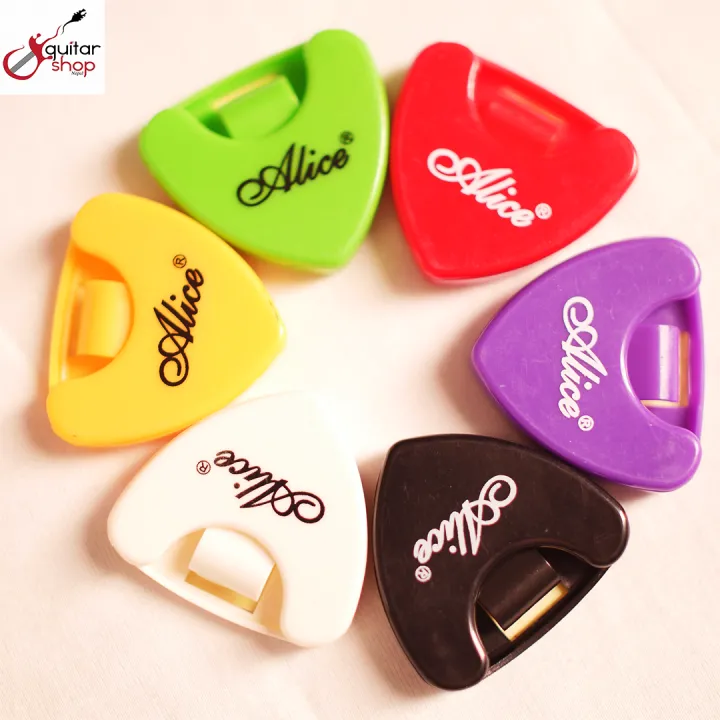 Alice%20Guitar%20Pick%20Holder%20-%20Multicolor%20On%20Guitar%20Shop%20-%20Image%204