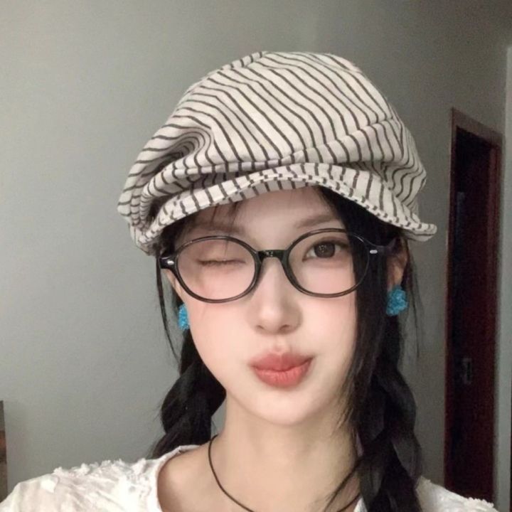 Casual%20Cotton%20and%20Linen%20Striped%20Berets%20Y2k%20Japanese%20Octagonal%20Hat%20British%20Cap%20Short%20Brim%20Painter%20Caps%20Daily%20-%20Image%207