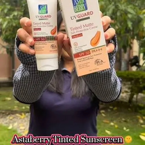 Astaberry Uv Guard Tinted + Matte Sunscreen SPF50 PA+++ Medium 75 ml