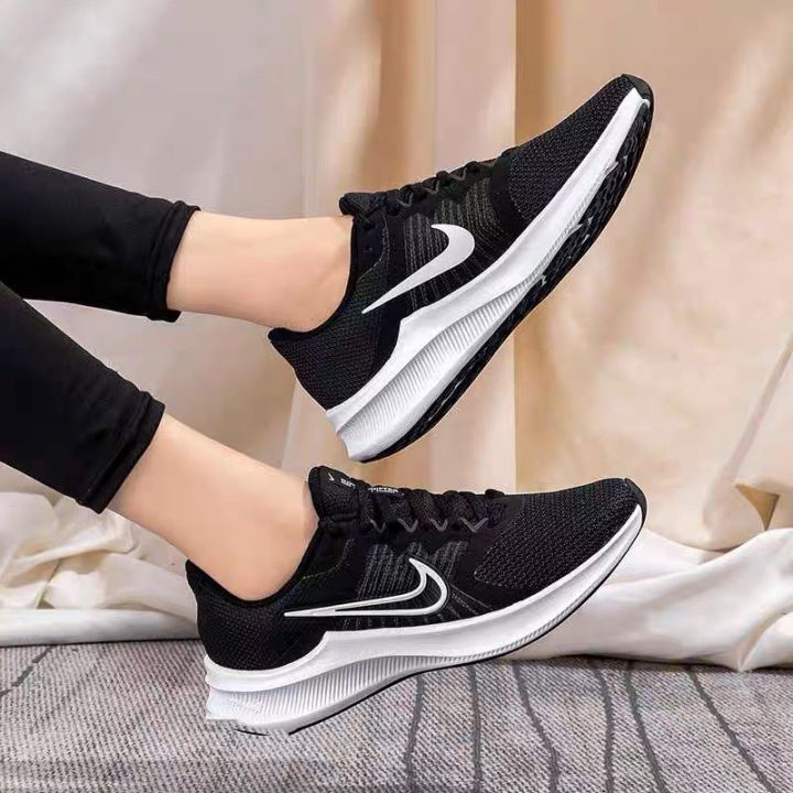 Fashion Zoom Sports Shoes For Men By Sneakers Point