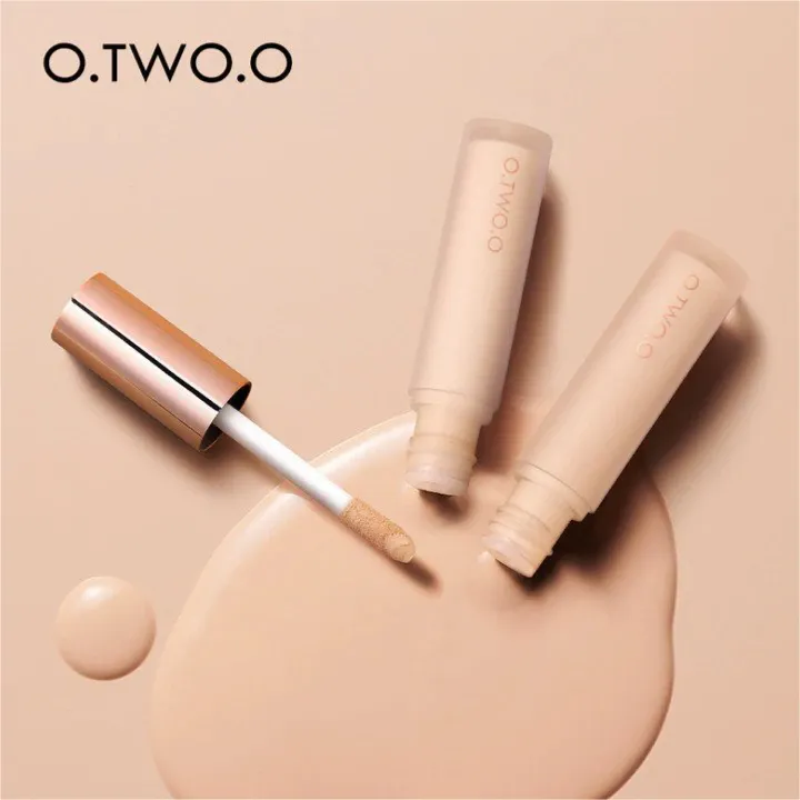O.TWO.O%20HIGH%20COVERAGE%20LIQUID%20CONCEALER%20-%20Image%204
