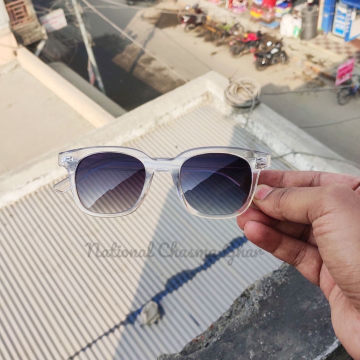 Transparent%20White%20Frame%20Black%20Lens%20Gentle%20Monster%20Sunglasses%20For%20Unisex%20-%20Image%205