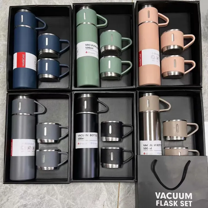 Stainless%20Steel%20Vacuum%20Flask%20With%203%20Cup%20%7C%20Modern%20Water%20Bottle%20Thermos%20With%20Extra%202%20Lids%20l%20-%20Image%204