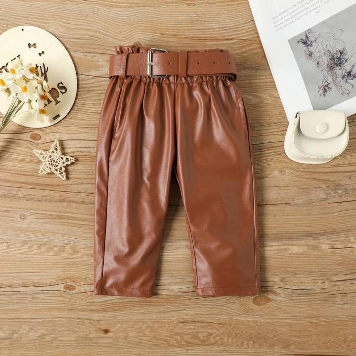 Chic%20Vegan%20Leather%20Pants%20Set%20-%20Image%204