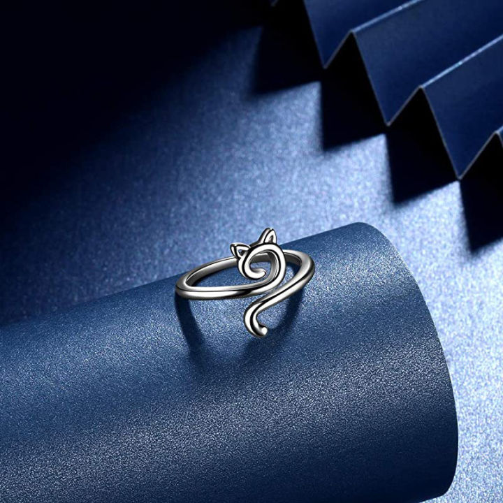 Adjustable%20Size%20Yarn%20Ring%20Cat%20Ears%20Crochet%20Ring%20Beginner%20Knitting%20Crocheting%20Loop%20Thread%20Wrapped%20Rings%20Tension%20Regulator%20Tool%20-%20Image%203