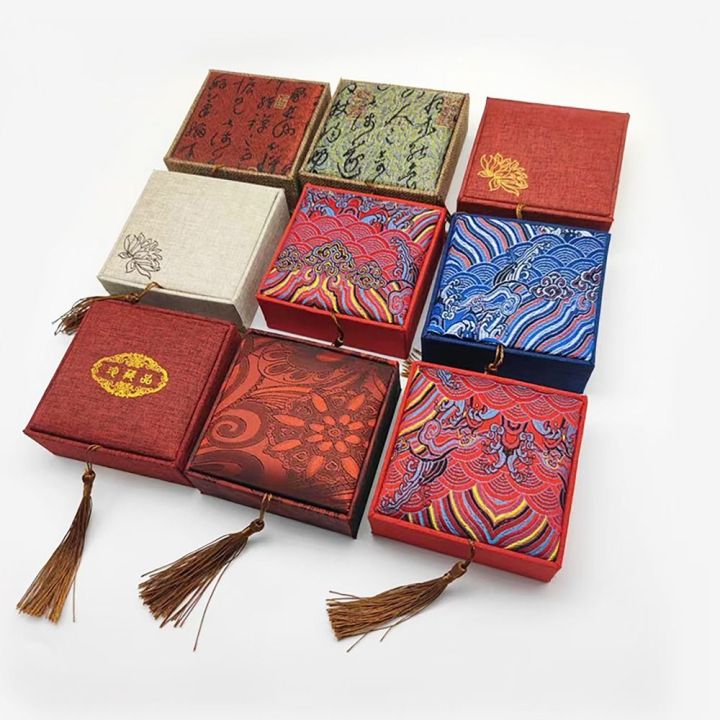 Mini%20Chinese%20Style%20Jewelry%20Tin%20Box%20with%20Fringe%20Necklace%20Organizor%20Jewelry%20Drawer%20Organizer%20Jewelry%20Storage%20Display%20Box%20For%20Woman%20-%20Image%204