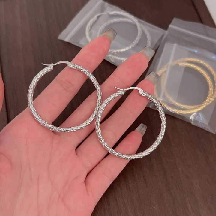 %E3%80%90Top%20Picks%E3%80%91Celin%20Metal%20Rhomboid%20Earrings%20Women's%202023%20New%20Fashion%20Distinctive%20Ear%20Ring%20Circle%20Earrings%20-%20Image%202