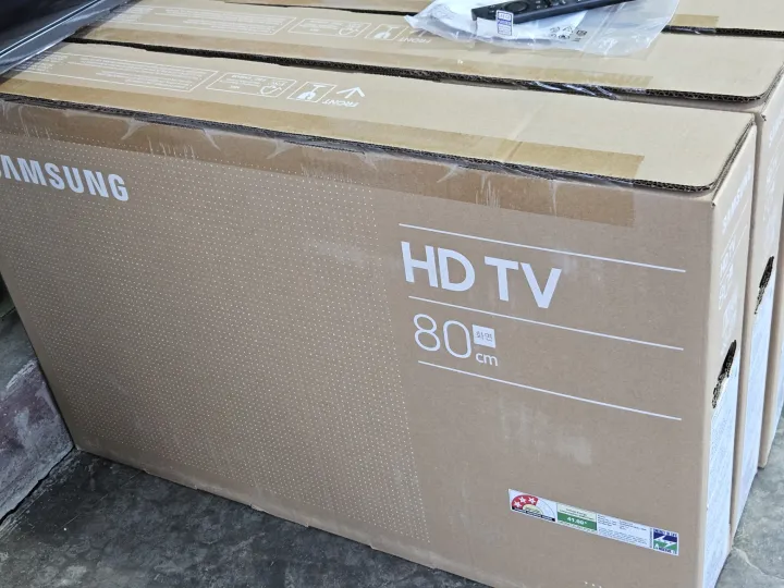 Samsung%2032%20Inch%20Smart%20Tv%20With%20Voice%20Remote%20-%20UA32H4520FUXXL%20-%20Image%203