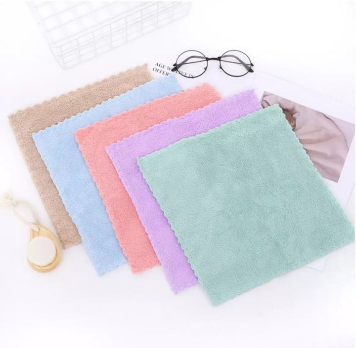 3%20Pieces%20High%20Density%20Coral%20Fleece%20Towel/Very%20Soft%20Handkerchief%20Multicolor%20-%20Image%203