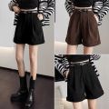 Corduroy shorts women's autumn winter 2024 new high-waisted slim black casual a-line shorts to wear wide-leg boots and pants. 