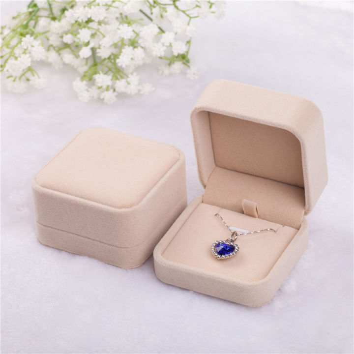 Pendant%20Necklace%20Box%20Classic%20Jewelry%20Gift%20Boxes%20for%20Wedding%20Christmas%20Thanksgiving%20Birthday%20Gift%20Displays%20Showcase%20Gift%20for%20Women%20Velvet%20-%20Image%207