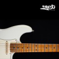 Jet Guitars JS 400 OW Roasted Maple Olympic White w/ Gigbag. 