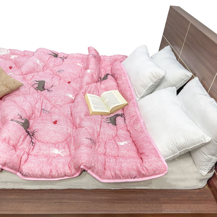 Elegant%20Floral/Sirak%20Print%20Quilted%20Fiber%20Medium%20Size%20Washable%20Blanket%20(2.5%20kg)%20-%20Image%205