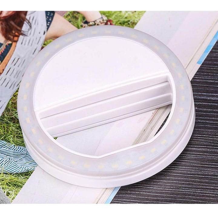LED%20Ring%20Light%20Selfie%20Night%20Flasher%20for%20IPhone%207/%20Samsung/%20Xiaomi%20Smart%20Phone%20(Include%20AAA%20Batteries%20)%20-%20Image%205