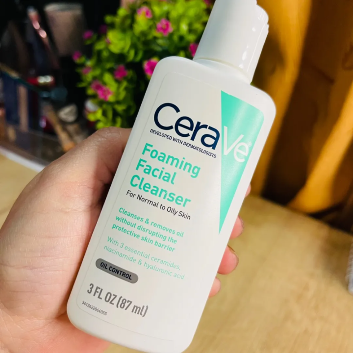 cerave%20foaming%20facial%20cleanser%20-%20Image%204