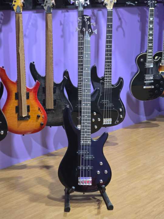 Sqoe%20bass%20Guitar%20-%20Image%203