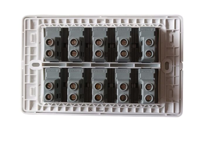 10%20Gang%20Switch%20-%20Image%202