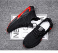 Men Breathable Light Sports Shoes of Student Fashion Running Shoes. 