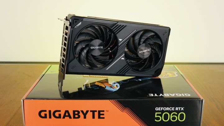 Transparent%20White%20Gaming%20PC%20Full%20Setup%20Pairs%20Ryzen%207%205700X%20Embedded%20RTX%205060%20Graphics%20/8/16GB%20RGB%203200Mhz%20RAM,%20750Watt%2080+Gold%20PSU%20Performance%20Gaming%20Editing%20Desktop%20-%20Image%205