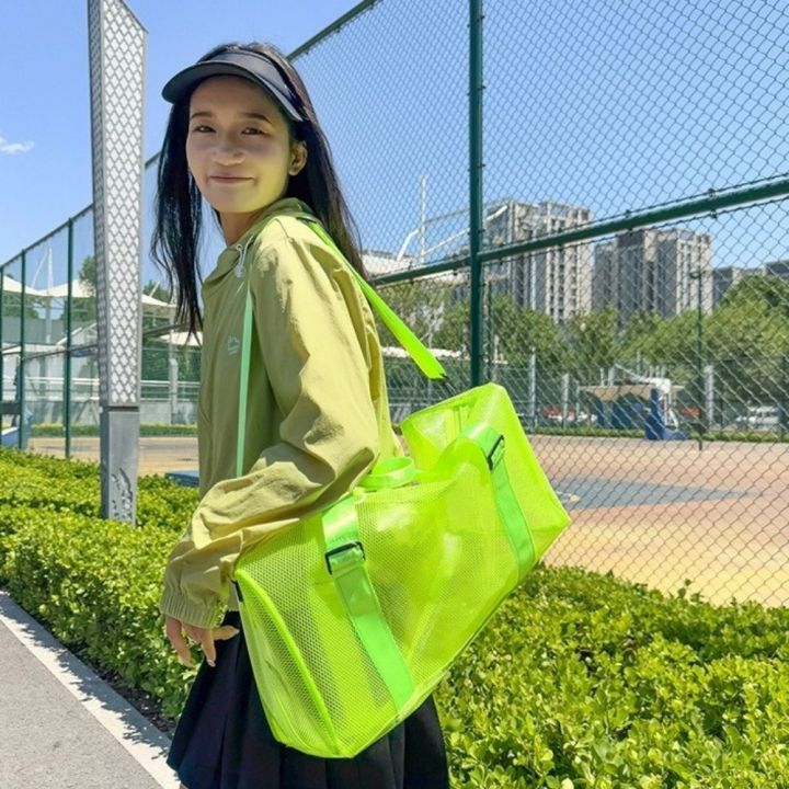 Portable%20Water%20Resistant%20PVC%20Travel%20Bag%20Waterproof%20Large%20Capacity%20Gym%20Sport%20Bag%20PVC%20Shoulder%20Fitness%20Transparent%20Bag%20Summer%20Beach%20-%20Image%205