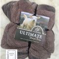 Ultimate Sherpa Throw Blanket e-Everest shop. 