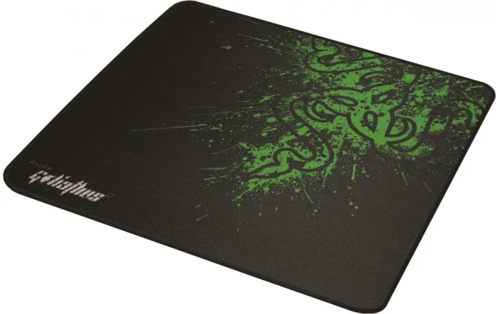 Razer%20Goliathus%20Fragged%20Alpha%20Control%20Mouse%20Pad-(Black%20and%20Green)%20-%20Image%205