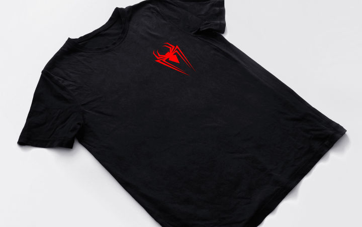 Red%20Spider%20Graphic%20printed%20Black%20Premium%20T-Shirt%20-%20Image%203