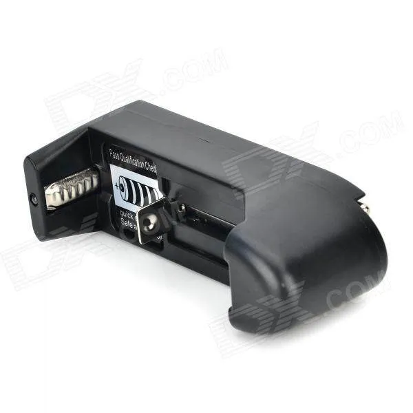 Single%20Slot%20Universal%20Battery%20Charger%20-%20Image%202