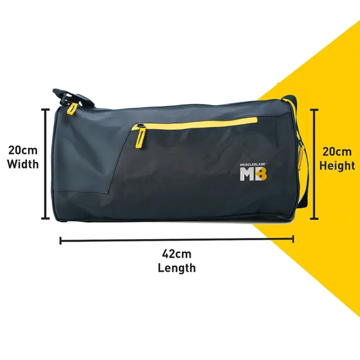MuscleBlaze%20Limited%20Edition%20Gym%20Duffle%20Bag%20Black%20for%20Travel%20Outdoor%20Sports%20and%20Fitness%20-%20Image%202
